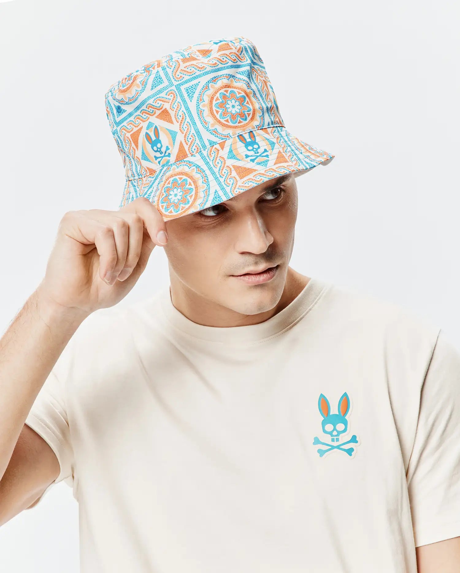 帽子 fr2 Rabbit Paisley Eco Fur Bucket Hat 帽子 fr2 Rabbit Paisley