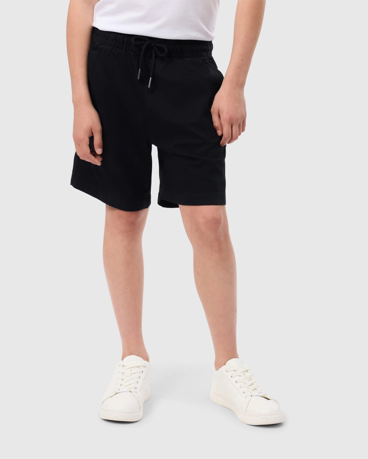 KIDS BLACK WILLIS STRETCH TENCEL SHORT | PSYCHO BUNNY
