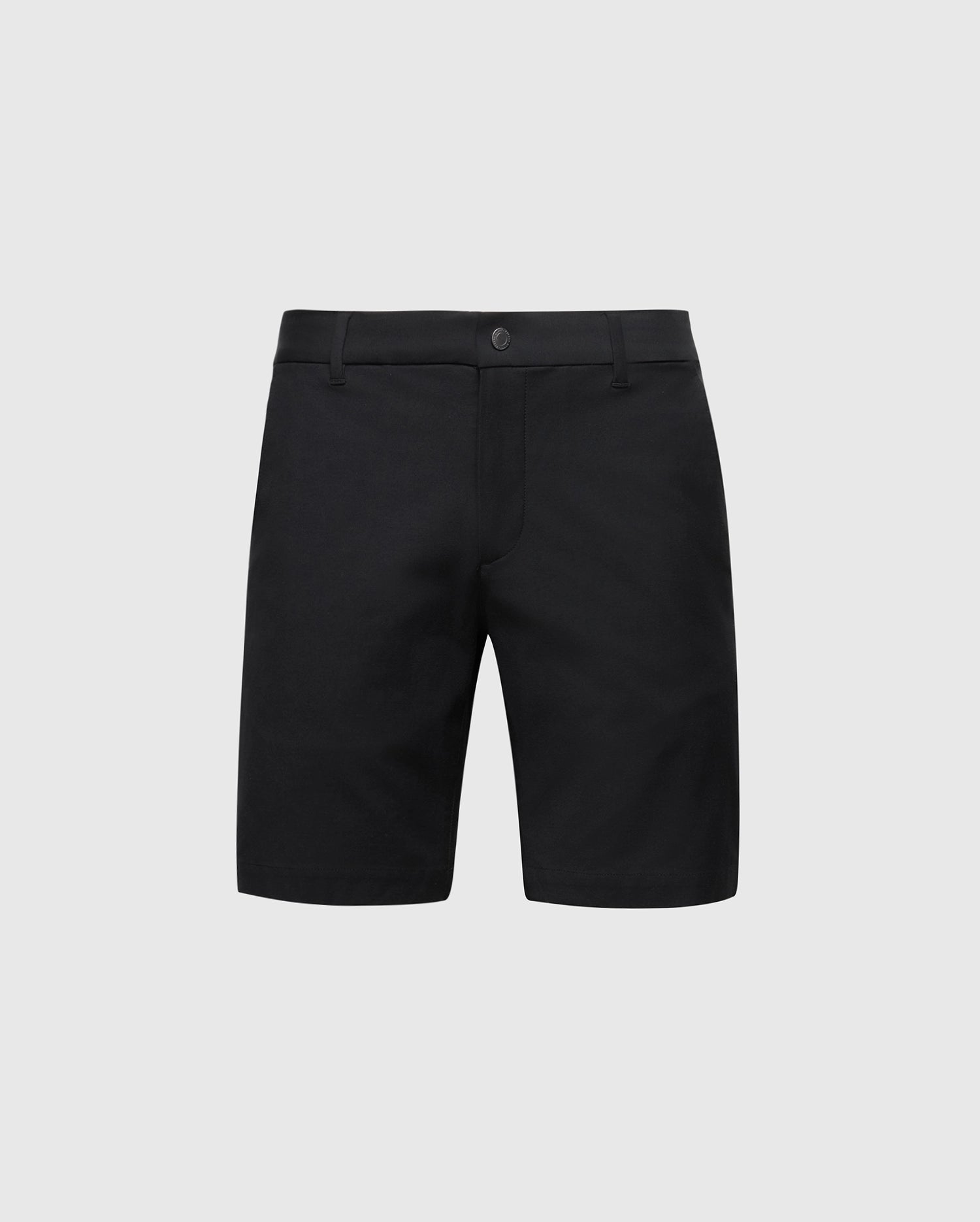 The Men's Franklin Golf Short - B6R466F200 by Psycho Bunny is versatile black, knee-length attire featuring a button and zipper closure with belt loops. Ideal for casual outings or golf, it combines classic style with modern functionality, showcased on a plain light gray background.