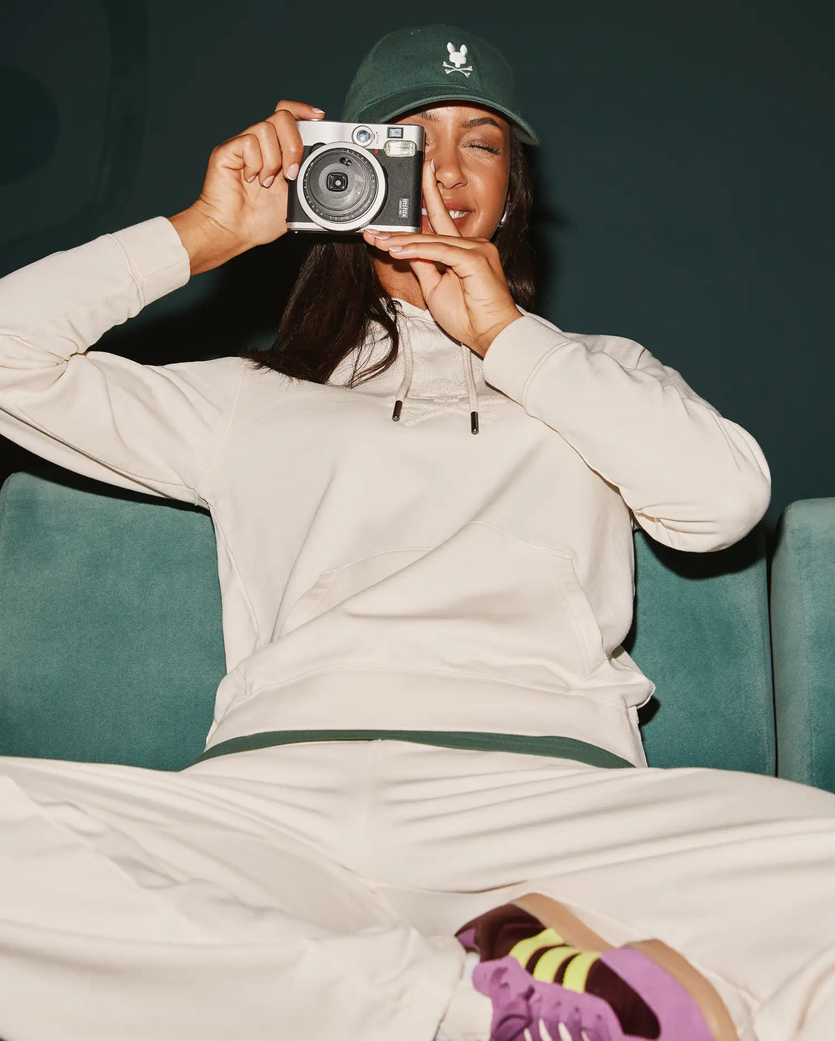 WOMENS ROUX SEQUIN FRENCH TERRY HOODIE - WT0500005