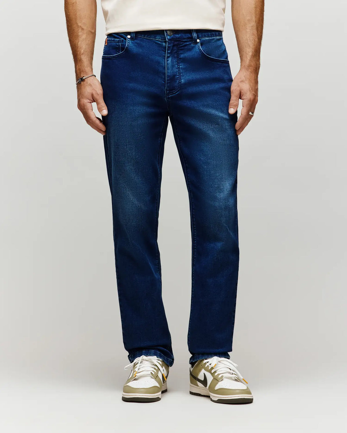 ACE KNIT STRAIGHT LEG DENIM PANT MB0600012