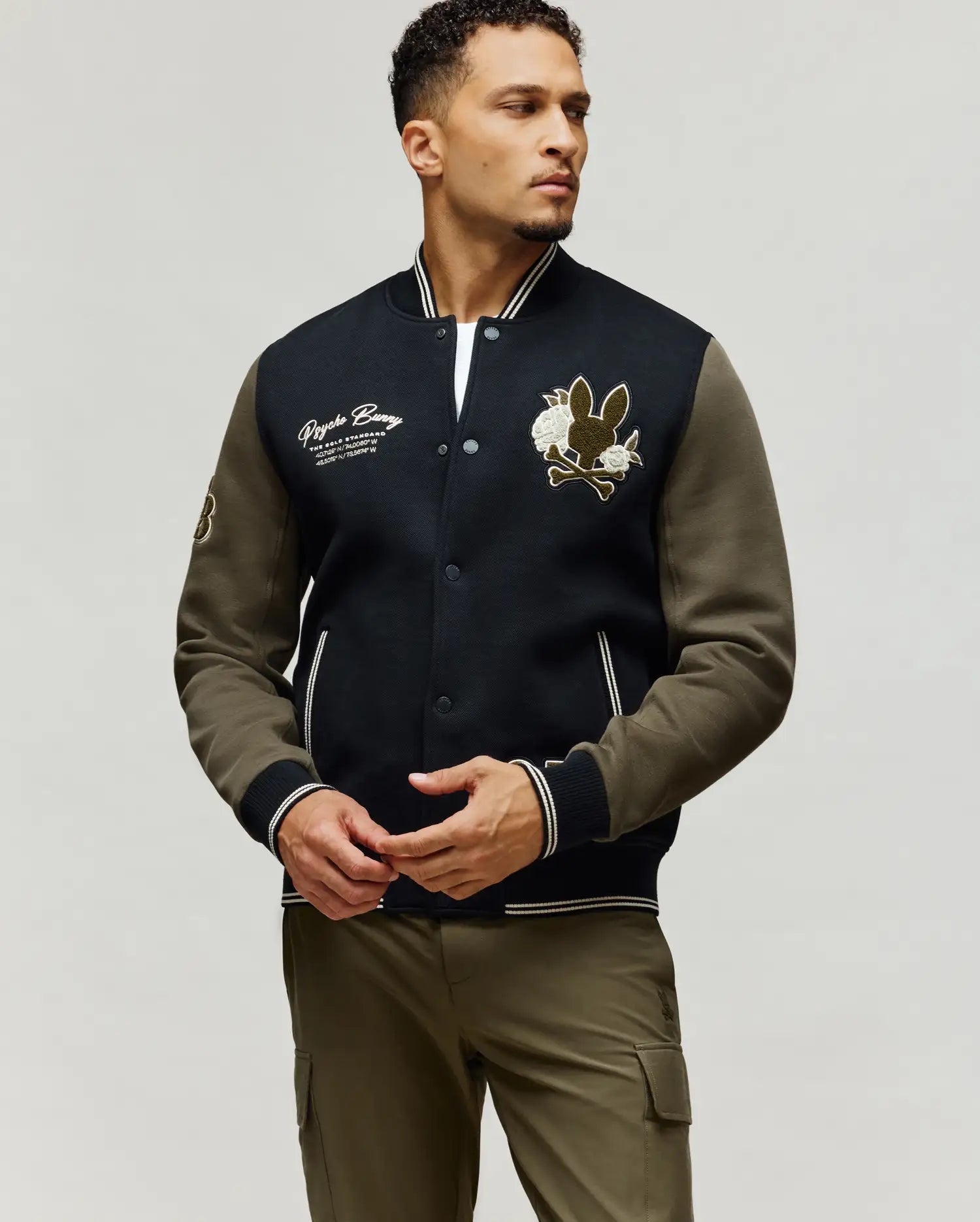 MENS AUG﻿USTE KNIT VARSITY BOMBER - MO1100050