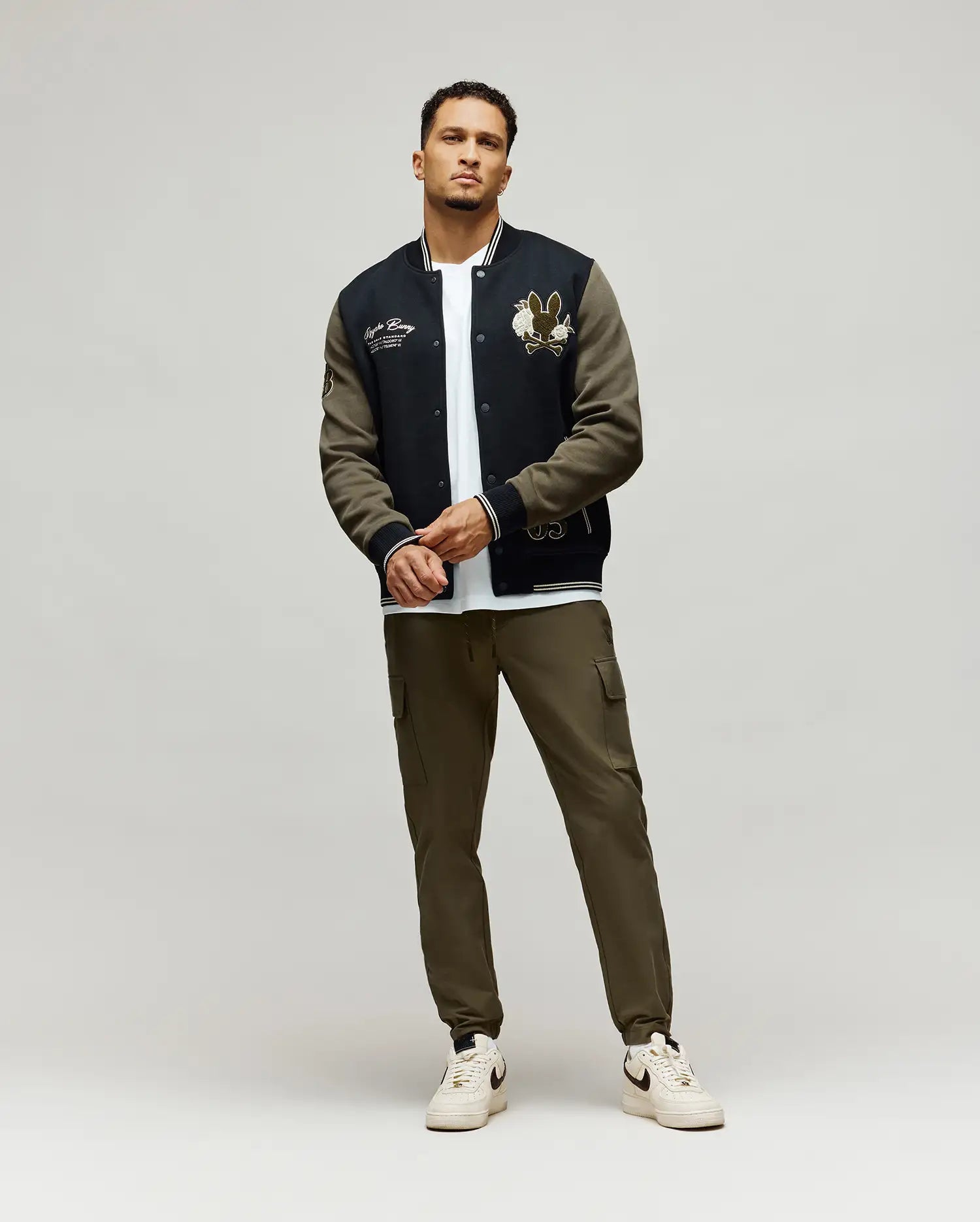 MENS AUG﻿USTE KNIT VARSITY BOMBER - MO1100050