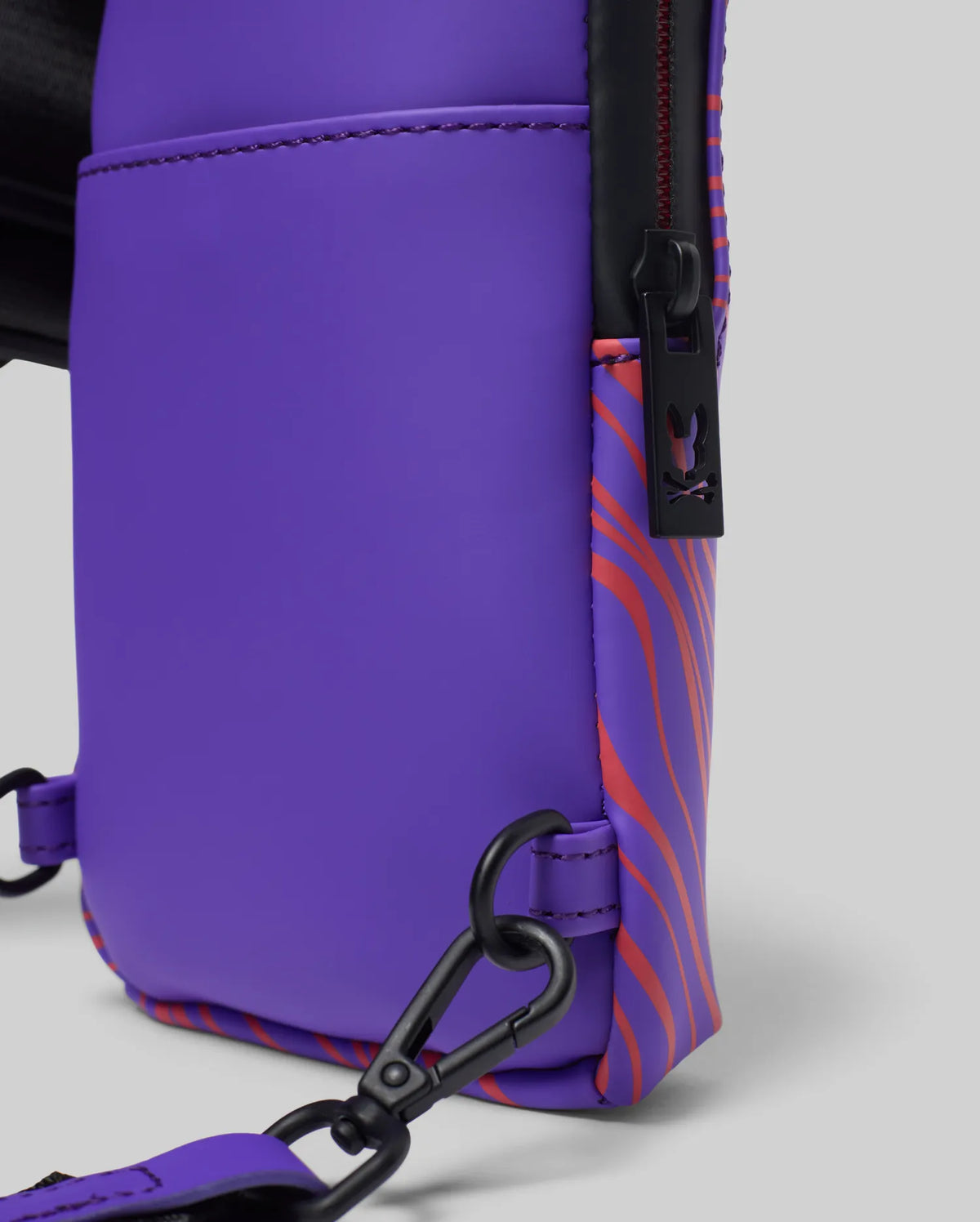 MENS RUBBERIZED CROSSBODY - MO2400060