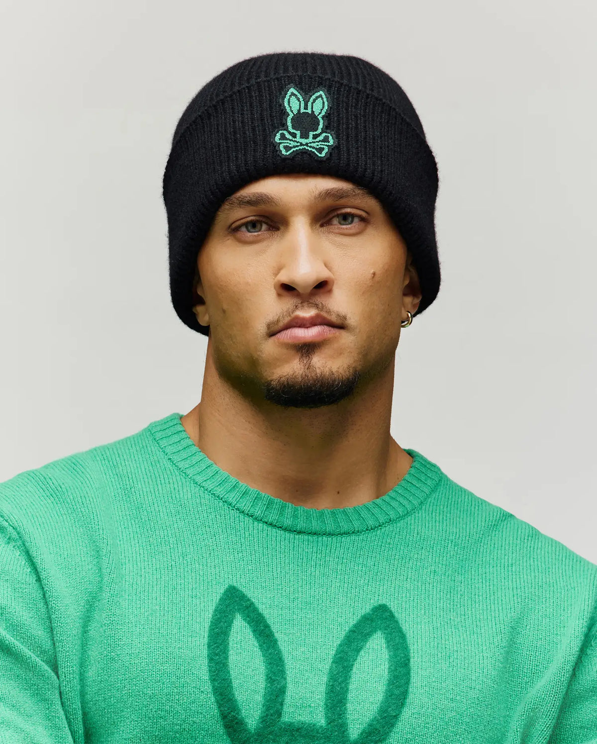 MENS GABIN PATCH BEANIE - MO2500019