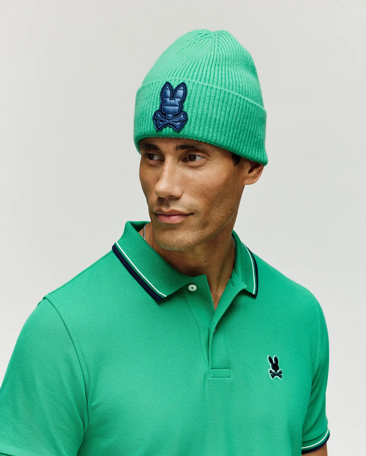 MENS RIVEN PUFFER PATCH BEANIE - MO2500020