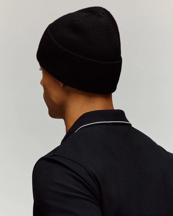 MENS CHENILLE PATCH BEANIE - MO2500024