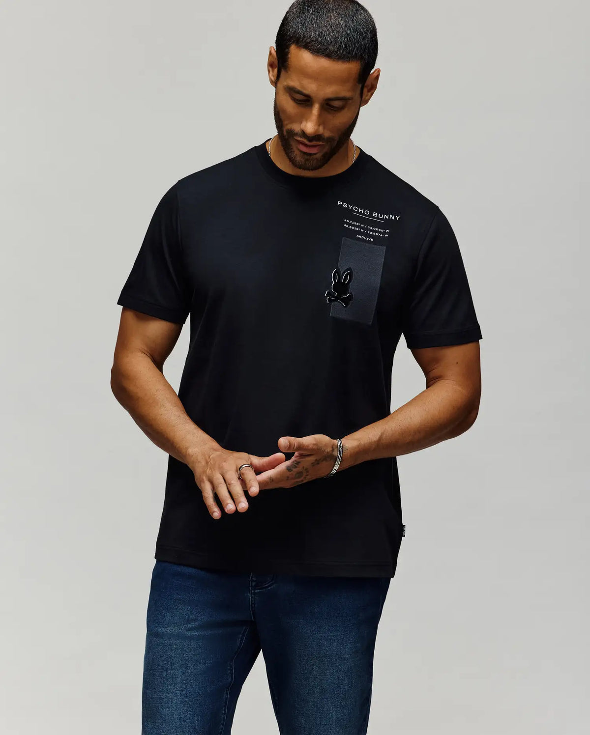 MENS SUMMIT GRAPHIC TEE - MT0200083